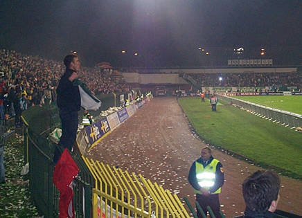 razprodan stadion